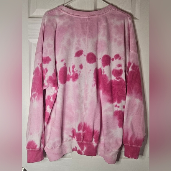 No Boundaries Heart Tie Dye Sweatshirt - Picture 3 of 5